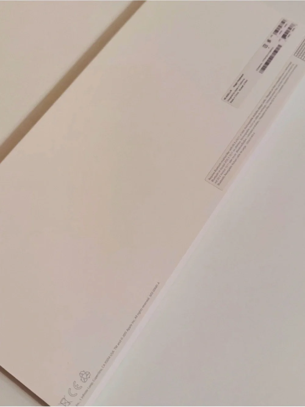 Apple Magic Keyboard, White, MacBook Compatible